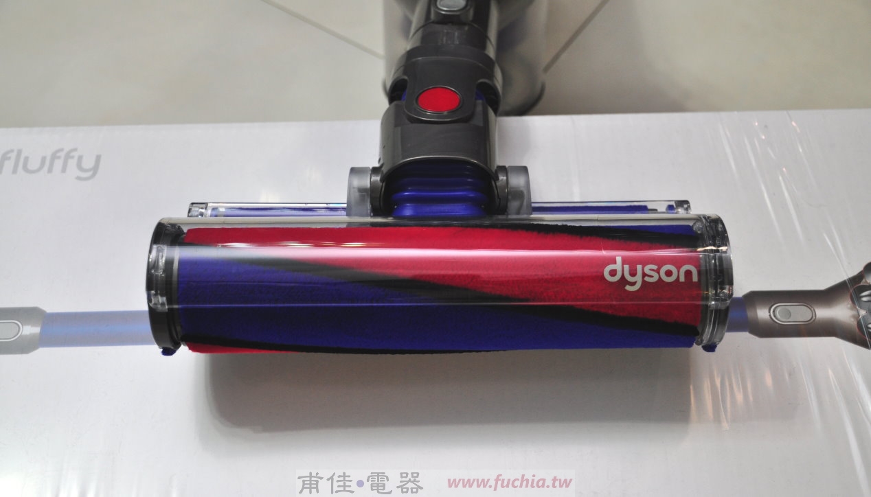 生活家電 掃除機 開箱】Dyson v6 fluffy SV09 無線吸塵器簡易開箱| 甫佳電器部落格 